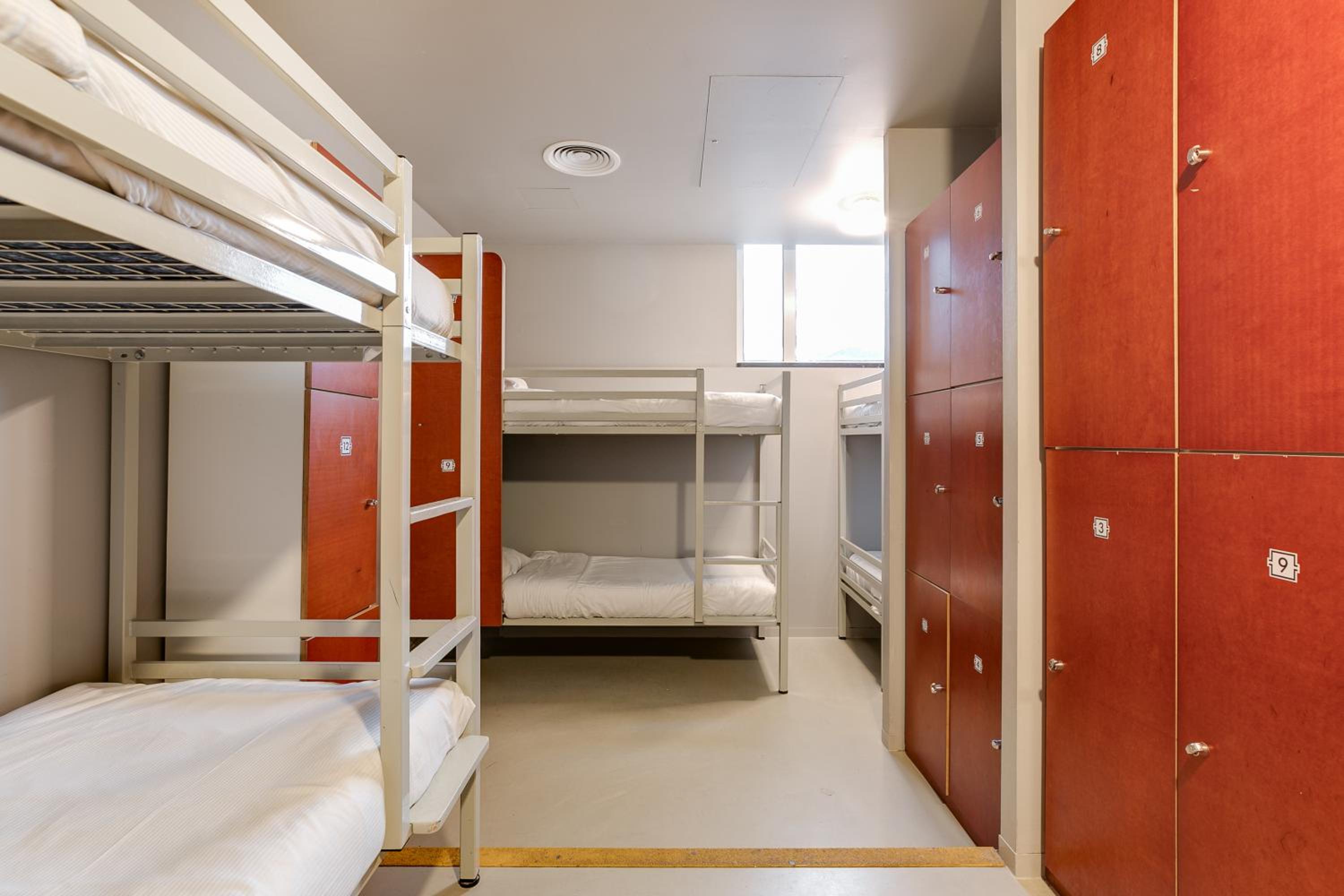 ClinkNOORD Hostel