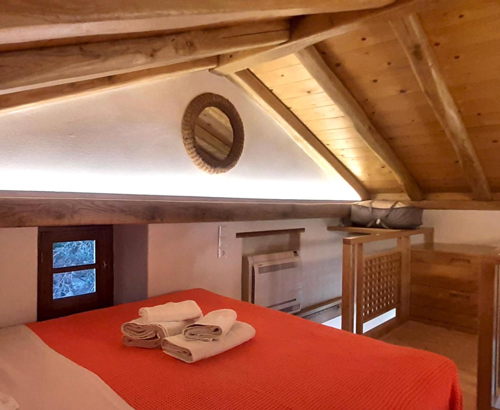 MONOVASIA SUITES Anopolis photo 3