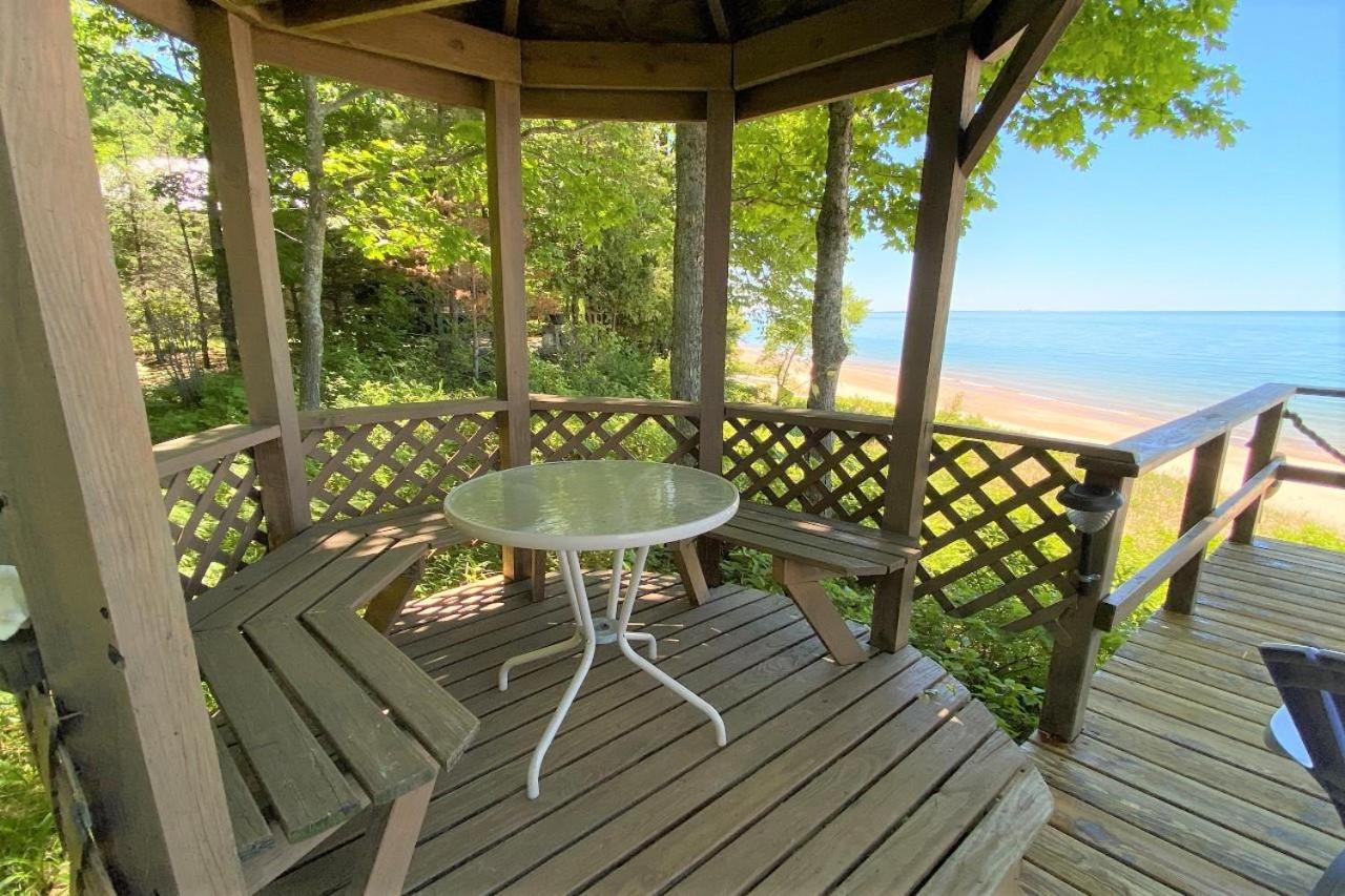 Golden Beach Cottage