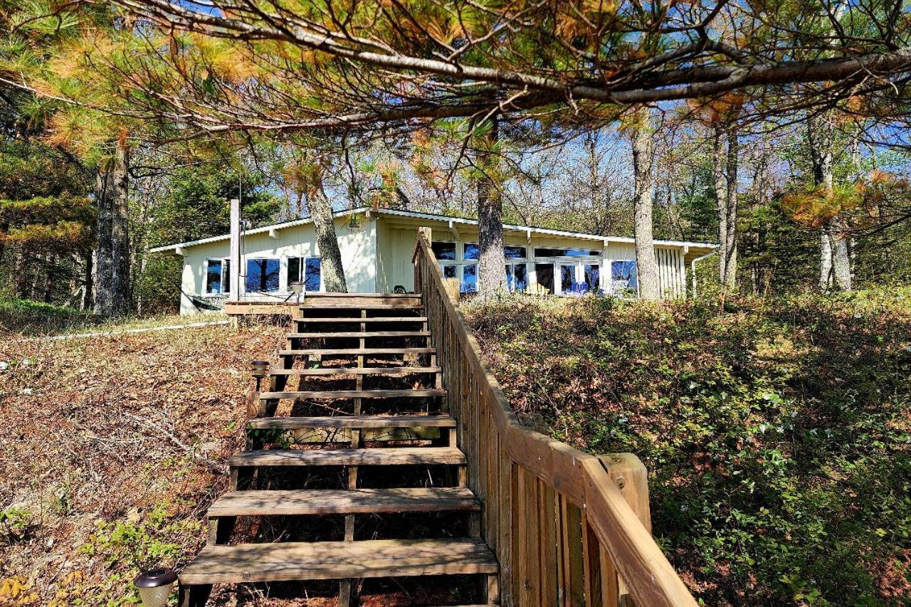 Golden Beach Cottage