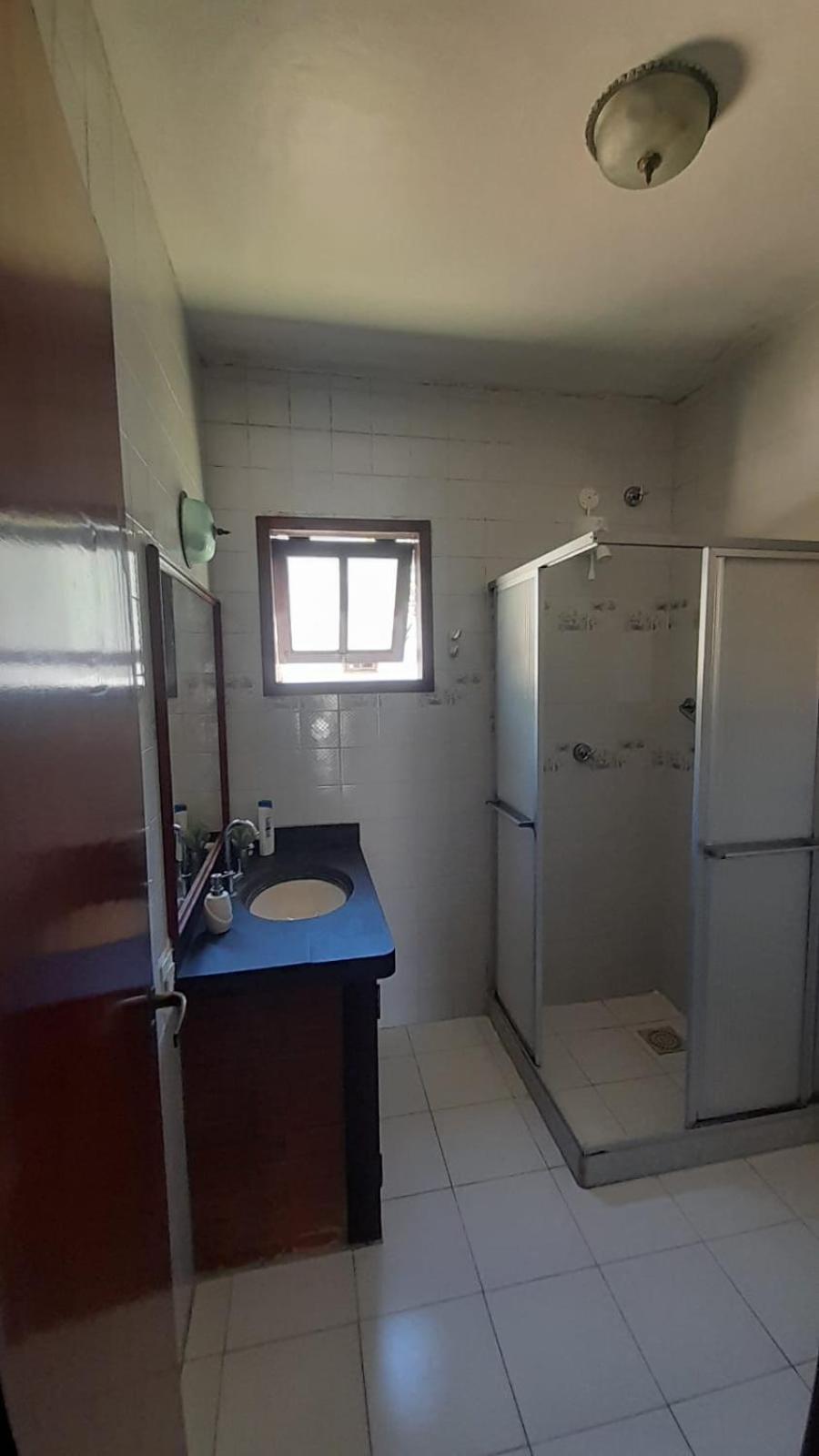 Casa com 4 suítes na praia de Geribá-Búzios