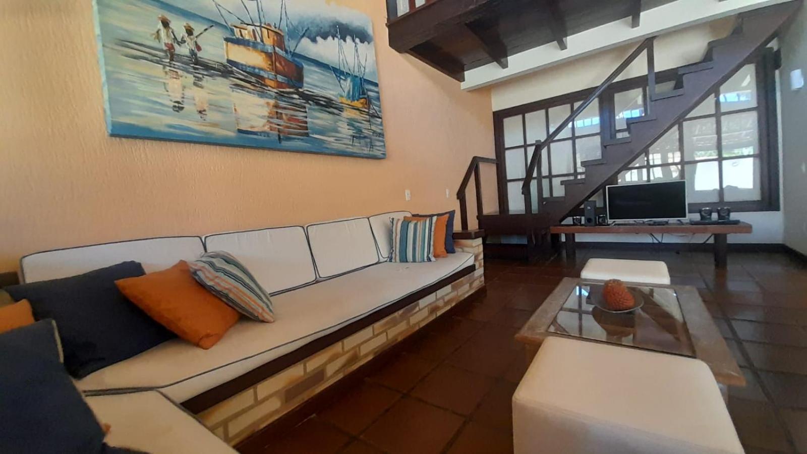 Casa com 4 suítes na praia de Geribá-Búzios