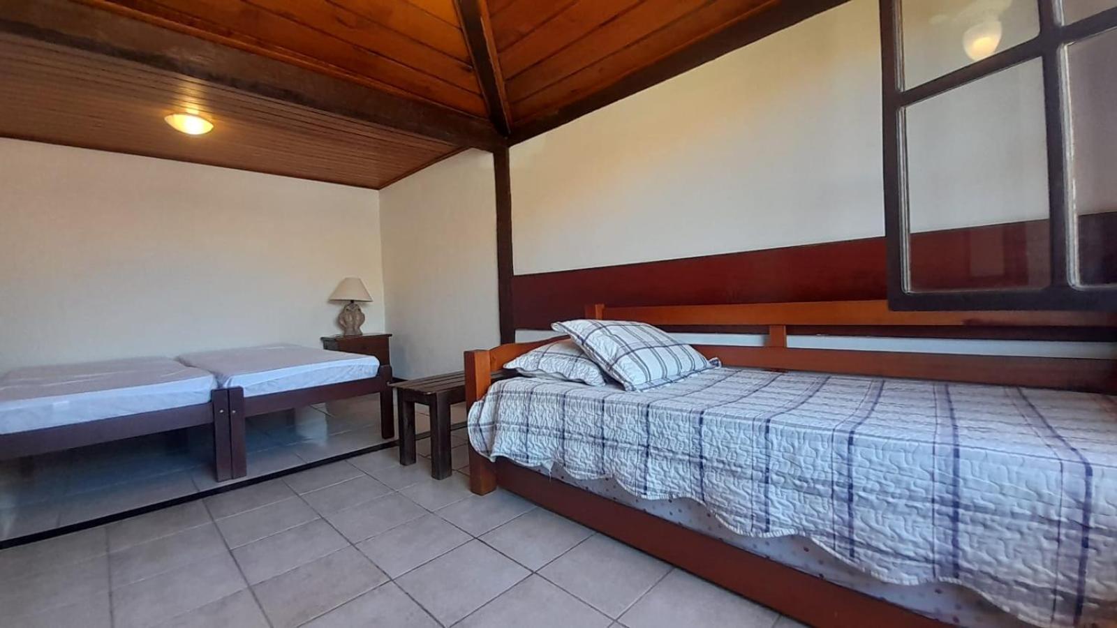 Casa com 4 suítes na praia de Geribá-Búzios
