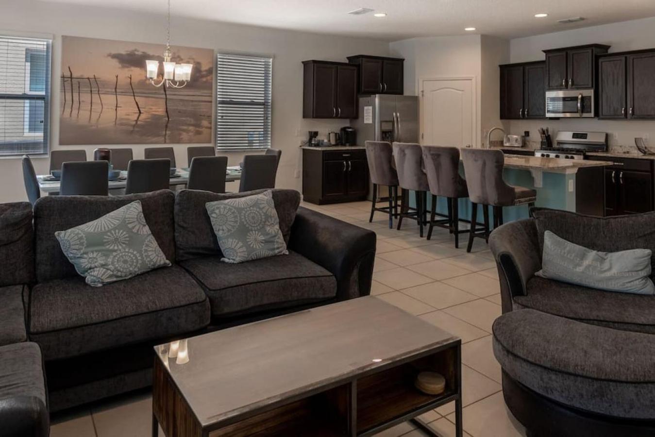 Solterra resort 5 beds pool gameroom near Disney