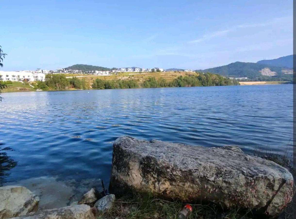 Ipoh Lake View Cozy Home Big House photo 2