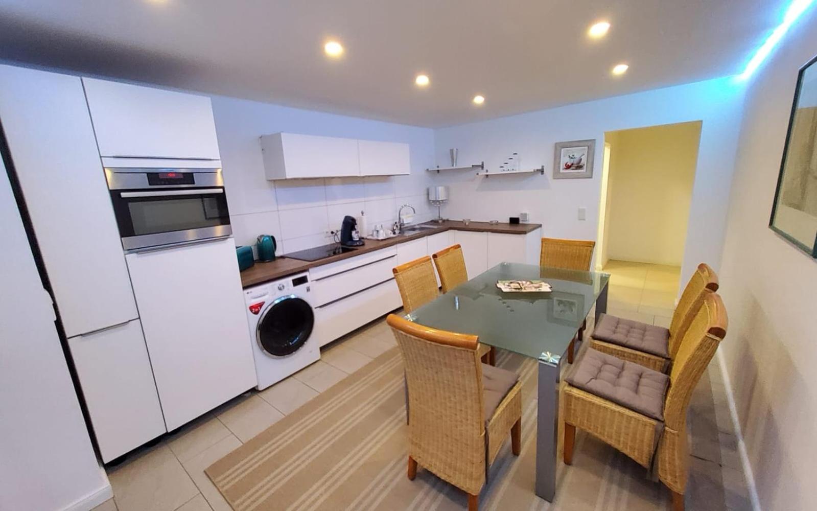 3 Zimmer Wohnung - Keine Party Wohnung ! 6 Personen