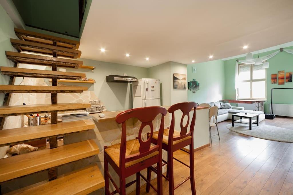 Main Street Apartment / Heart of BP