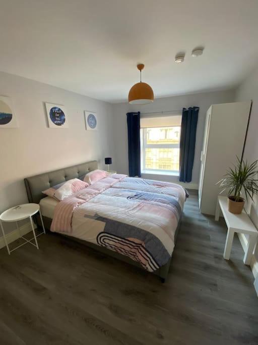 Central 2-bed Apartment