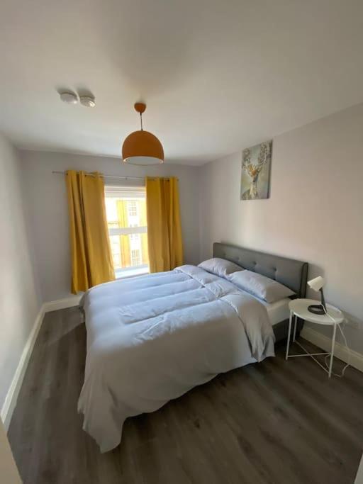 Central 2-bed Apartment