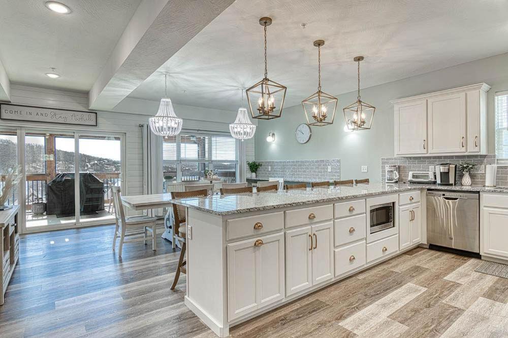 Southern Charm view 3