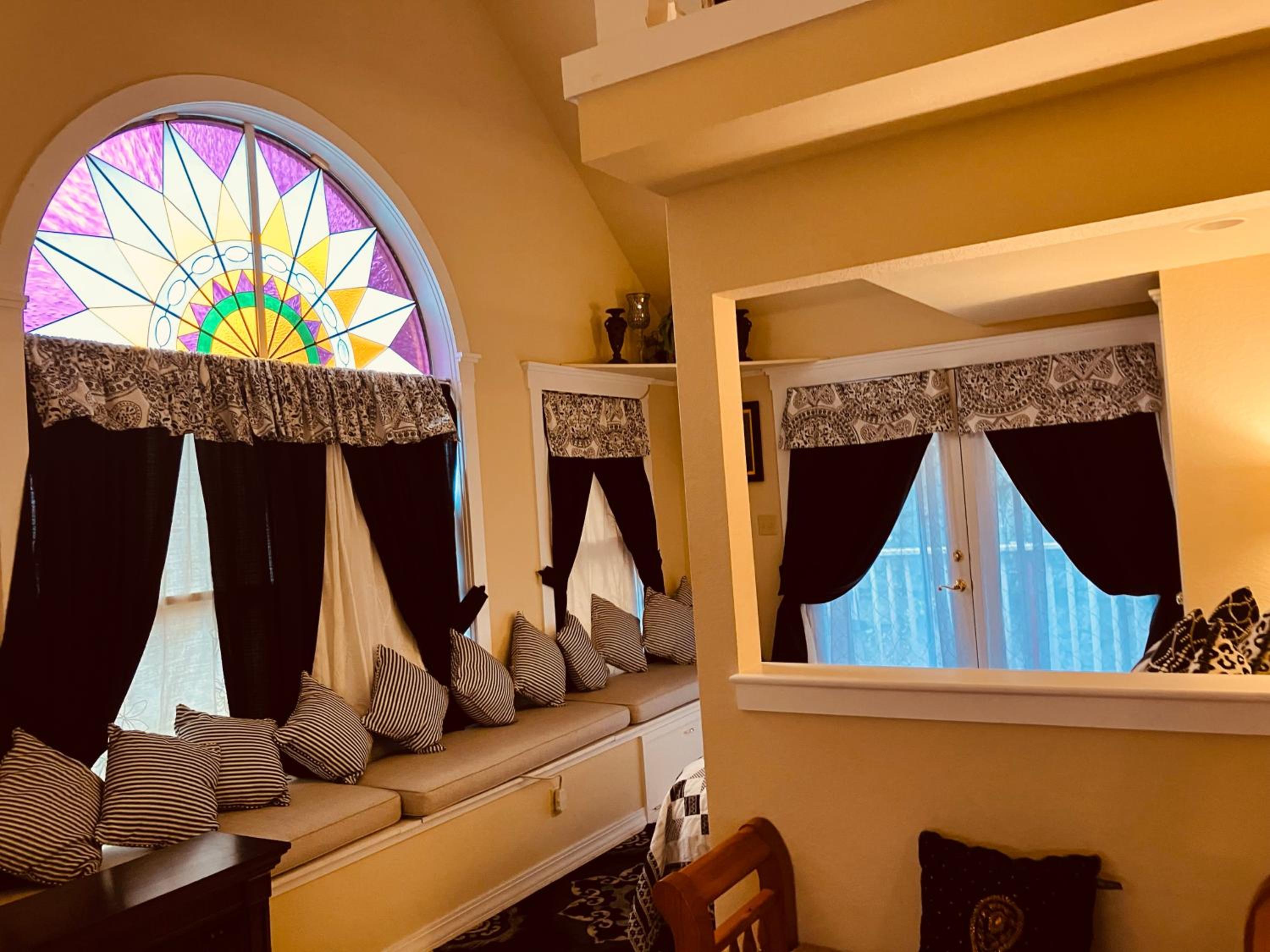 All Seasons Inn