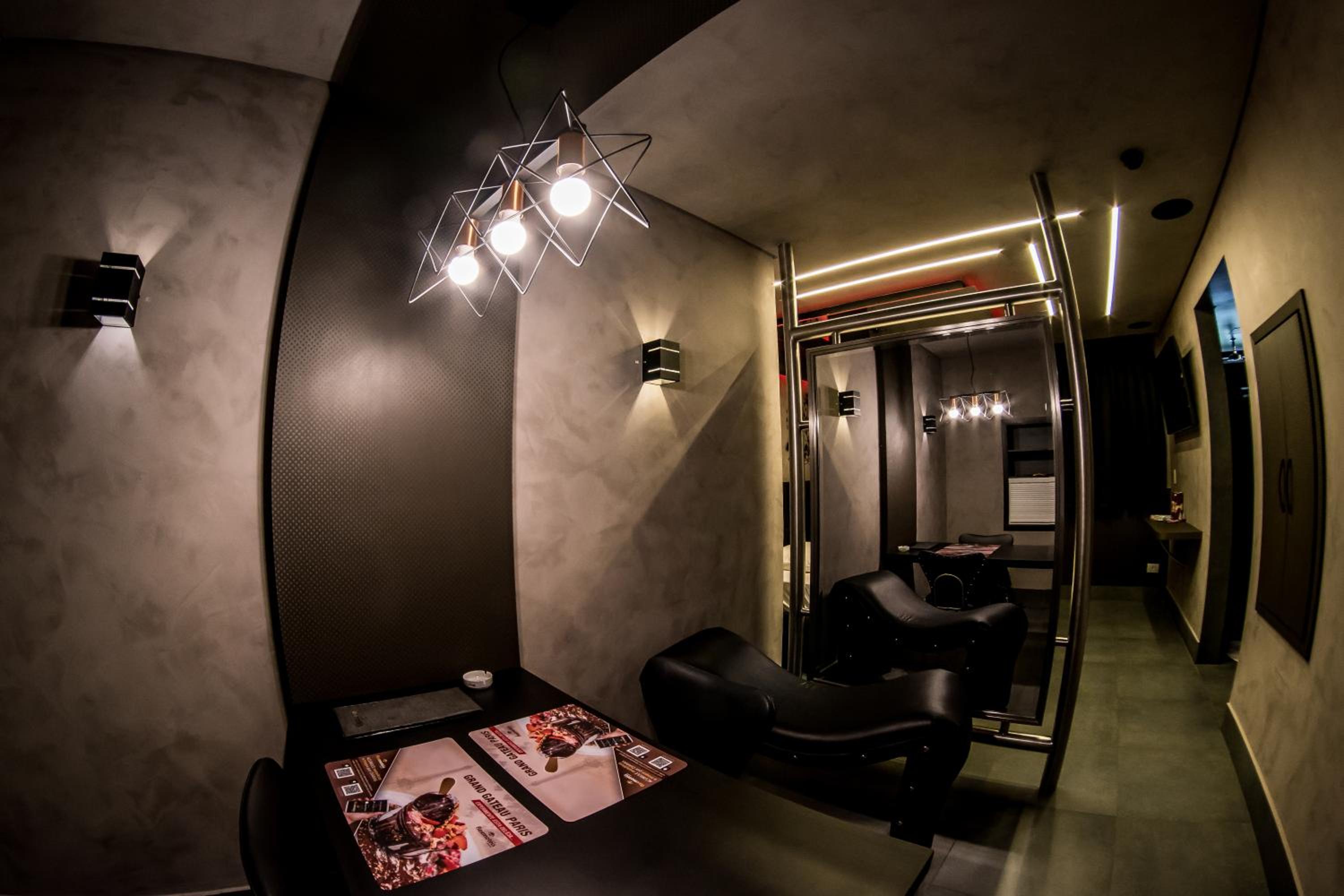 Opium Motel (Adult Only)