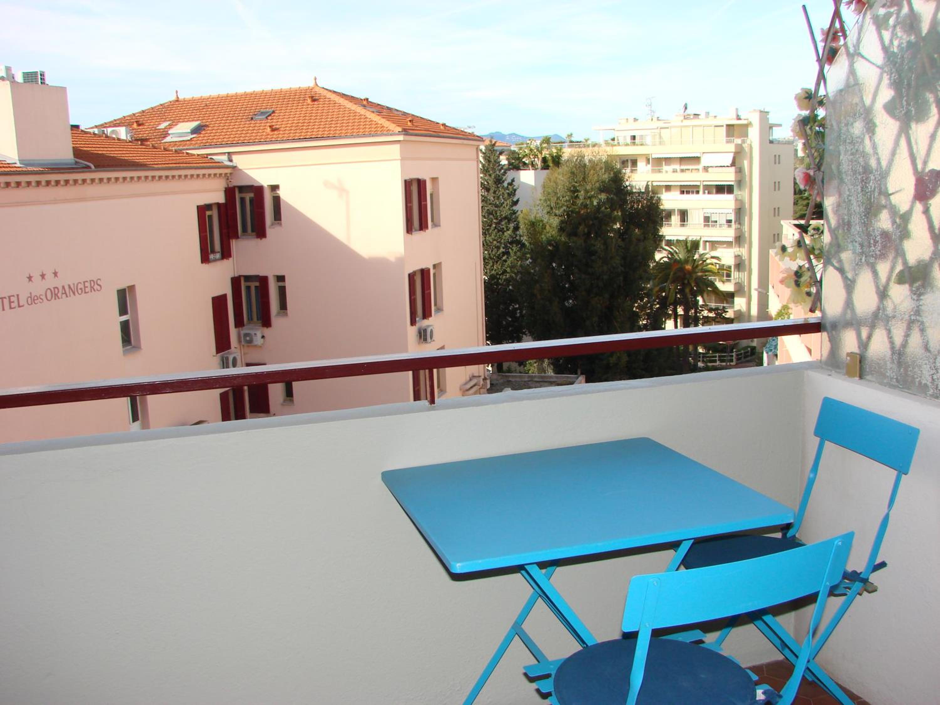ACCI Cannes Les Yuccas view 5