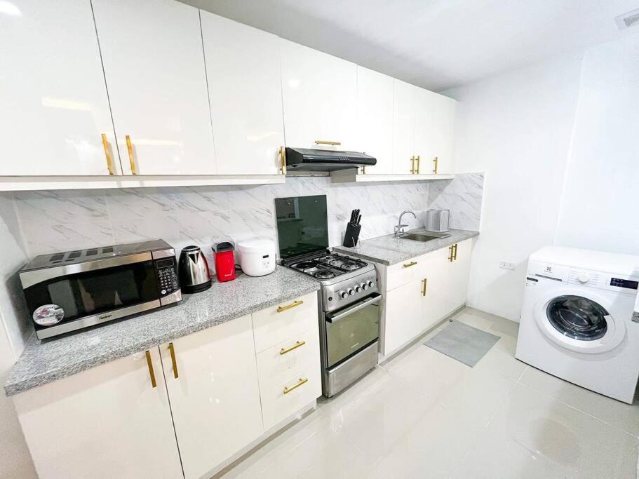 Townhouse with game area and access to swimming pool