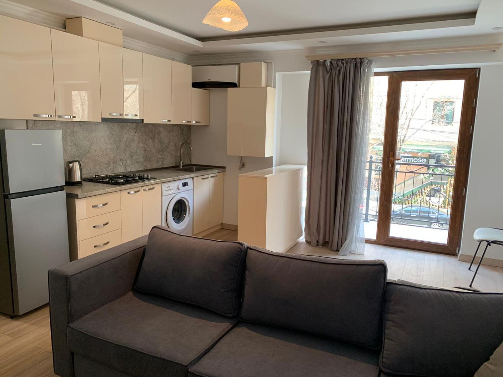 19Tumanyan Excellent apartment in the centre of capital
