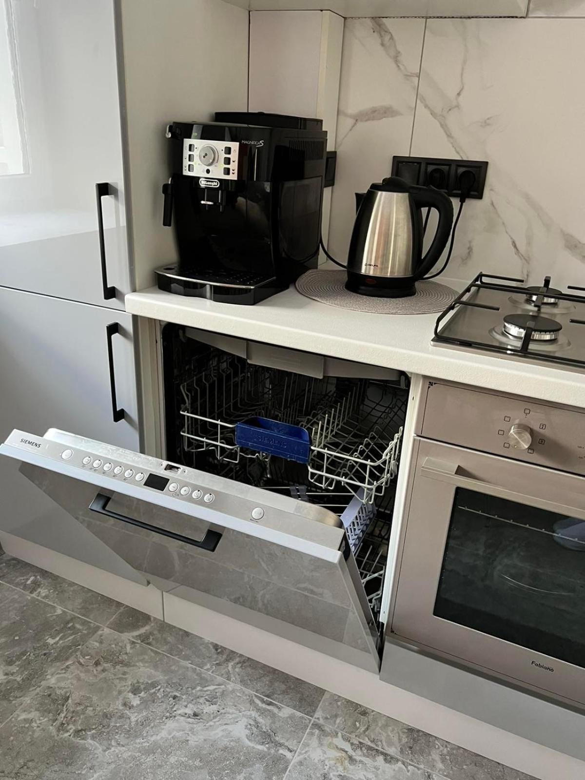 Gold Apartment Vysochana18