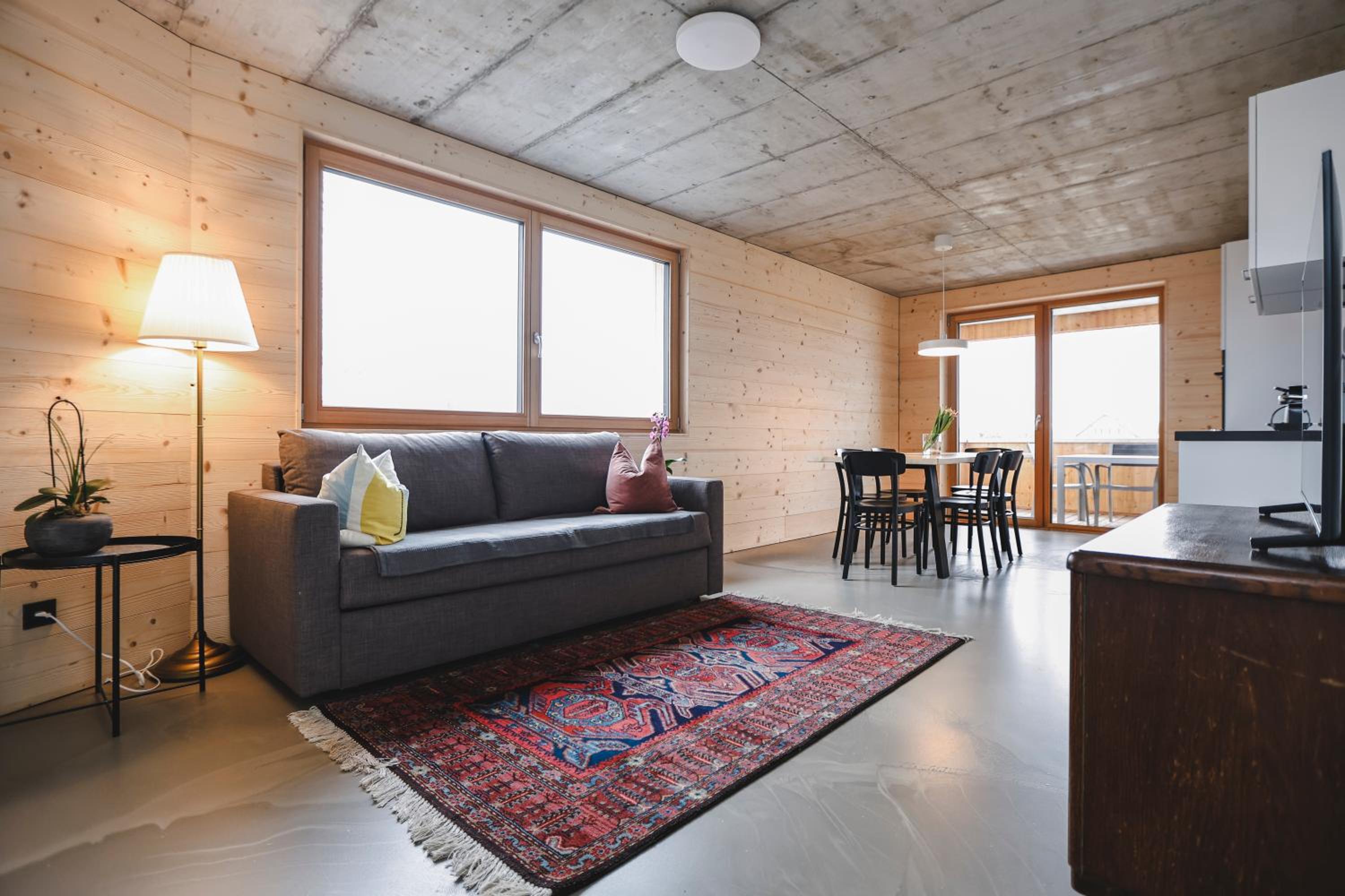 BOUTIQUE APARTMENTS LUSTENAU Nachhaltige Kühlung über Erdsonde und Fussbodenkühlung