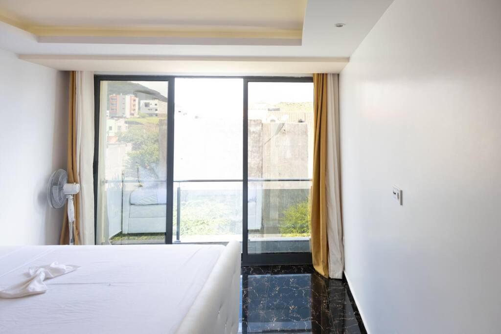 3 bdr apt, Palmarejo - LCGR