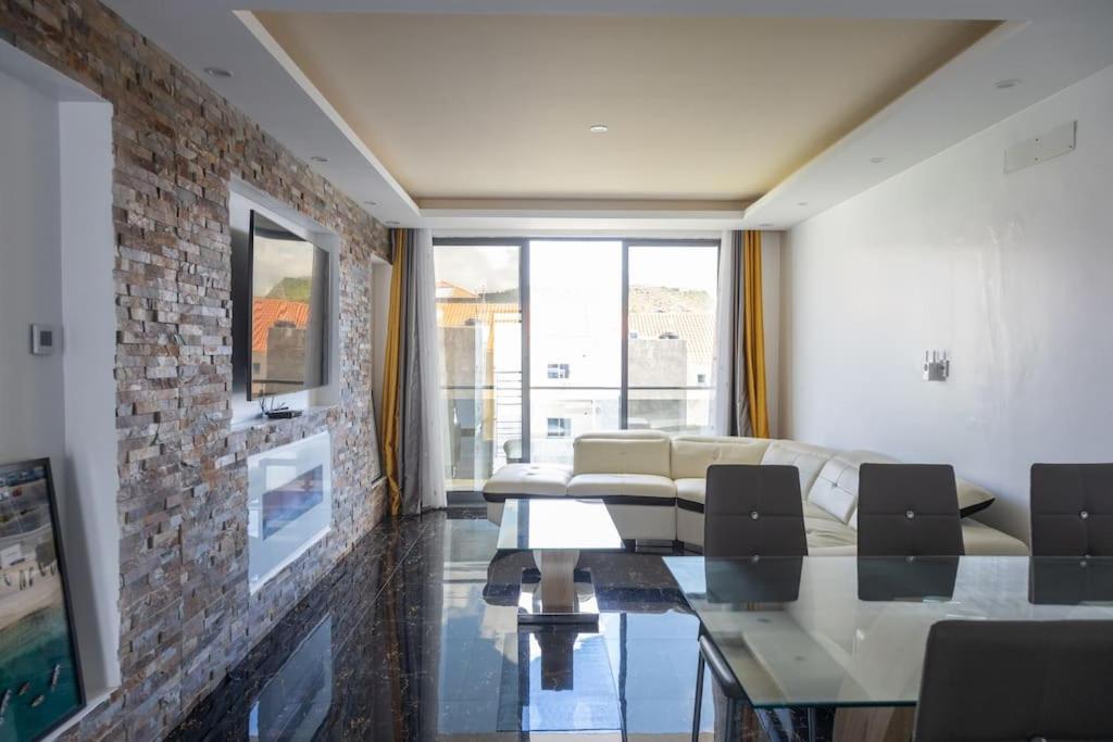 3 bdr apt, Palmarejo - LCGR