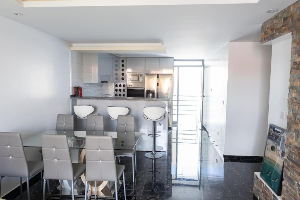 3 bdr apt, Palmarejo - LCGR