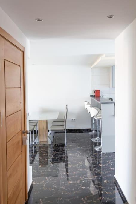 3 bdr apt, Palmarejo - LCGR
