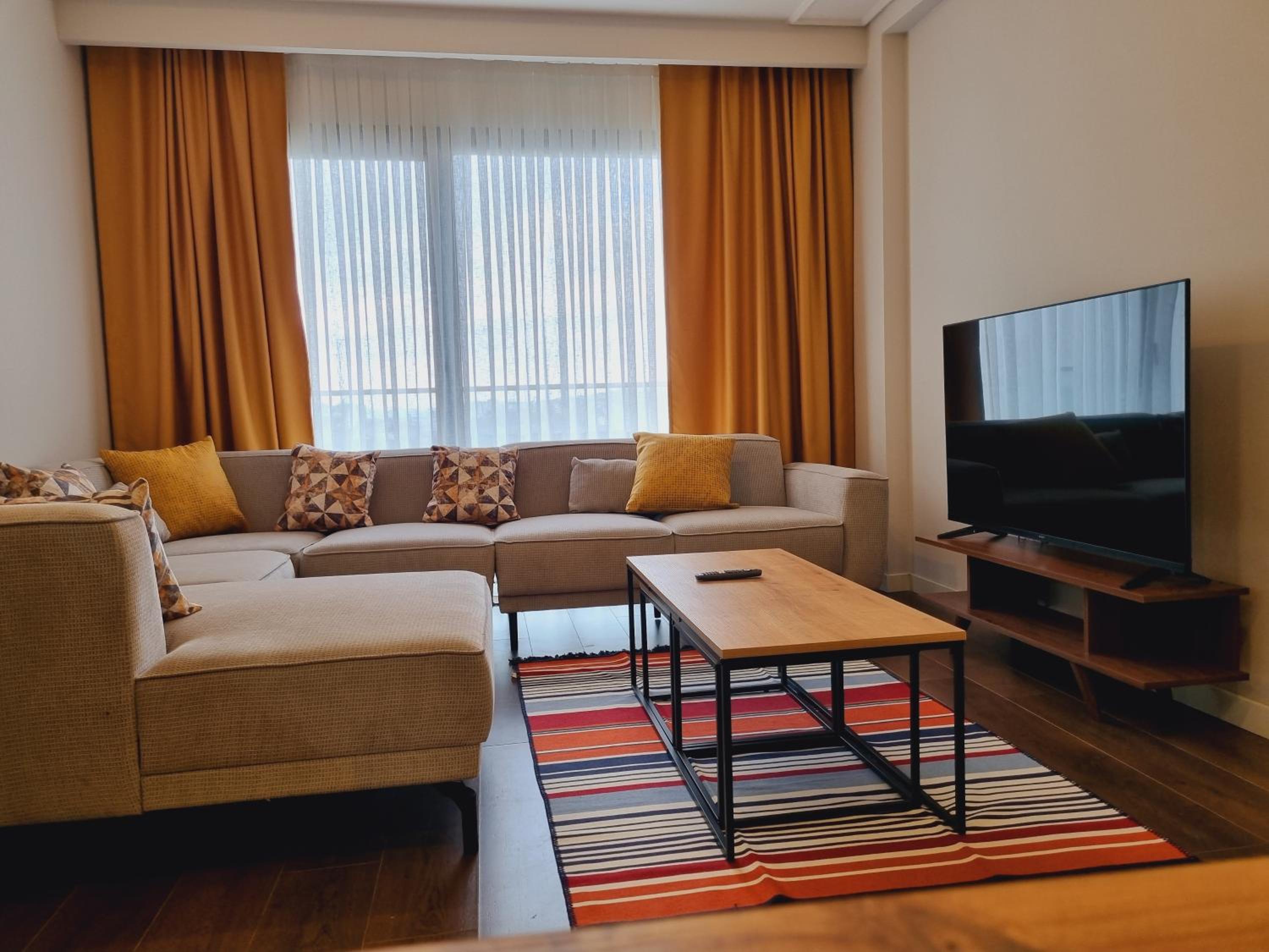 Otto Residences City Center 216