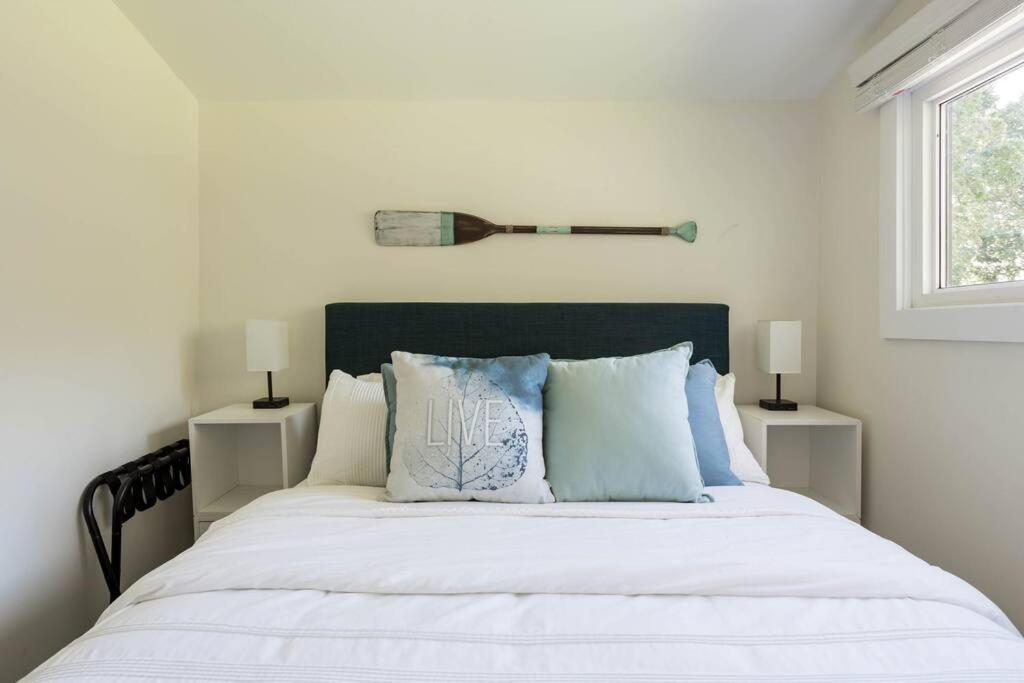 Disconnect From Reality/ River House/Hot Tub/Pet Friendly
