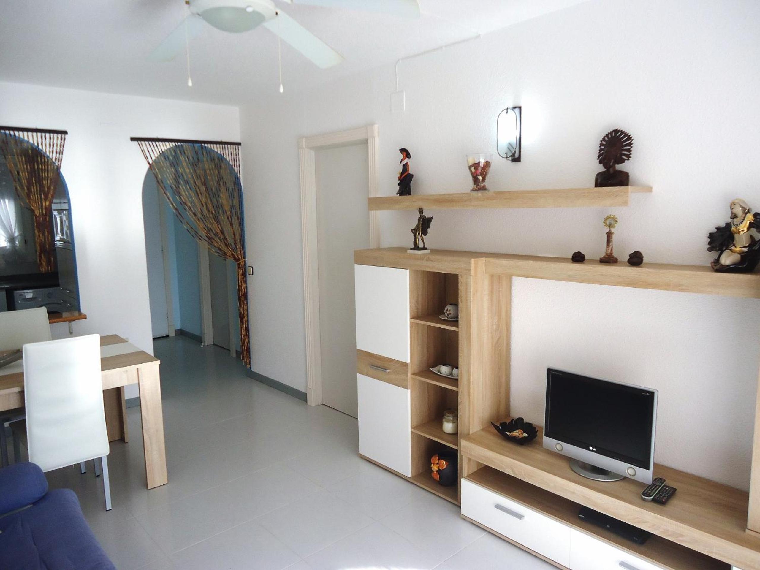 Arcos 1 dorm LEK view 3