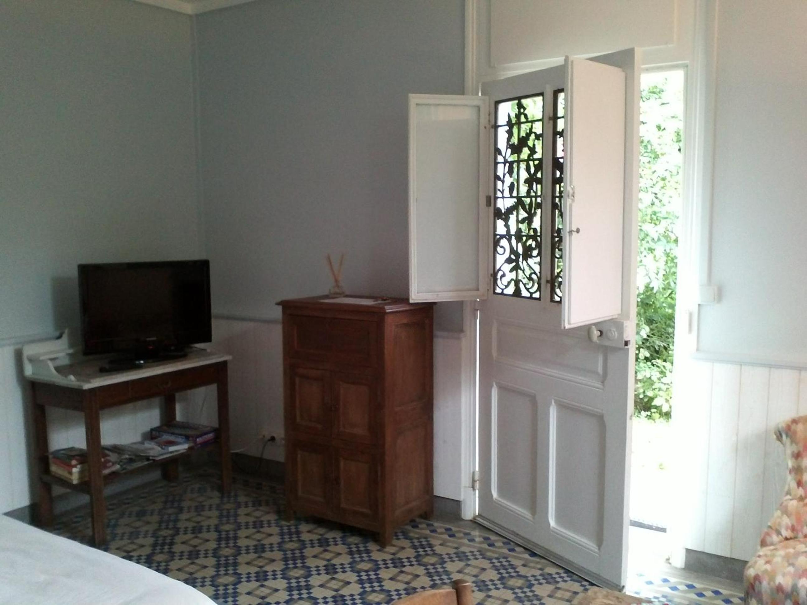 Photo 19