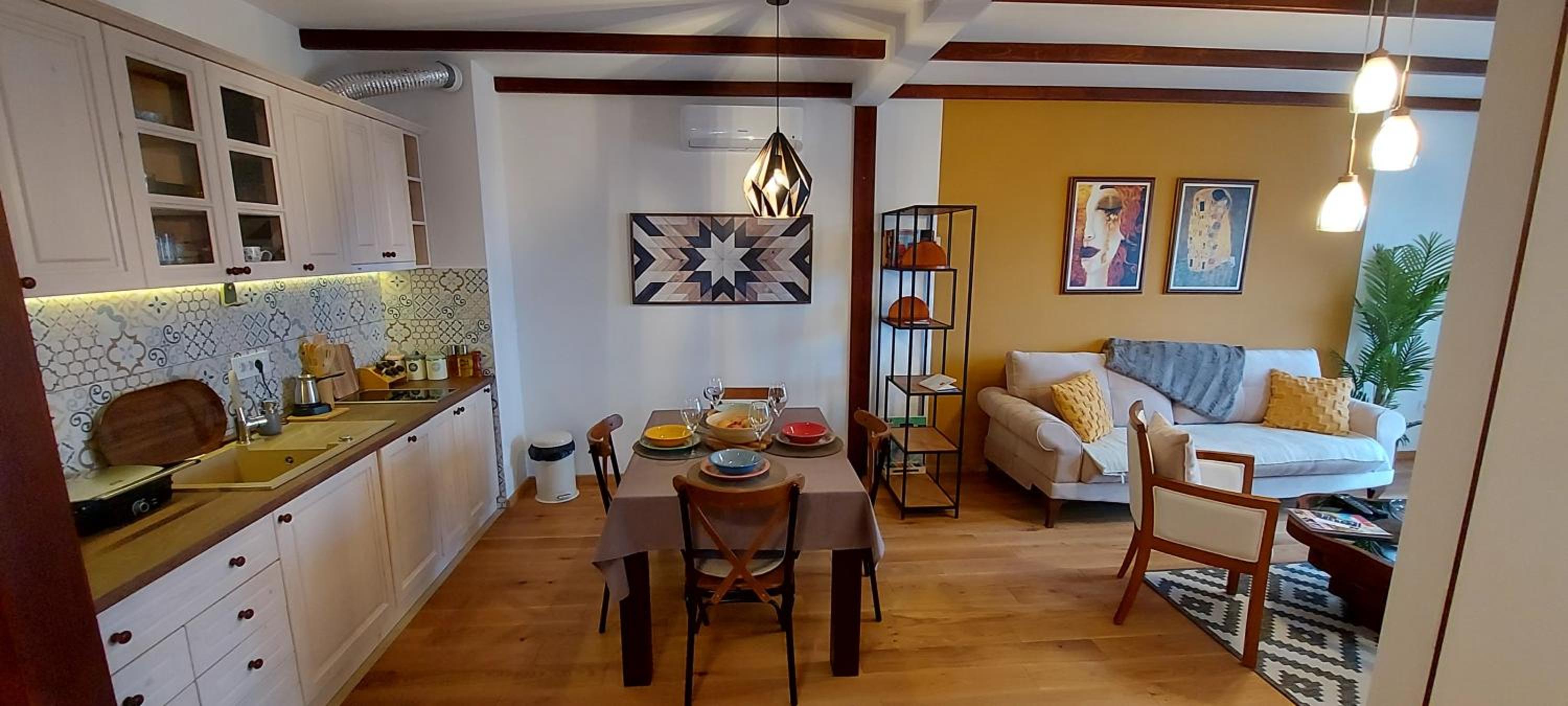 Yellow apartman