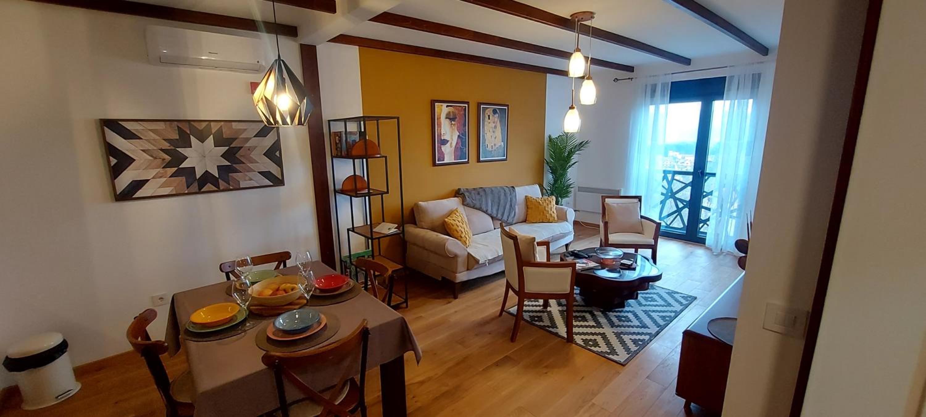 Yellow apartman
