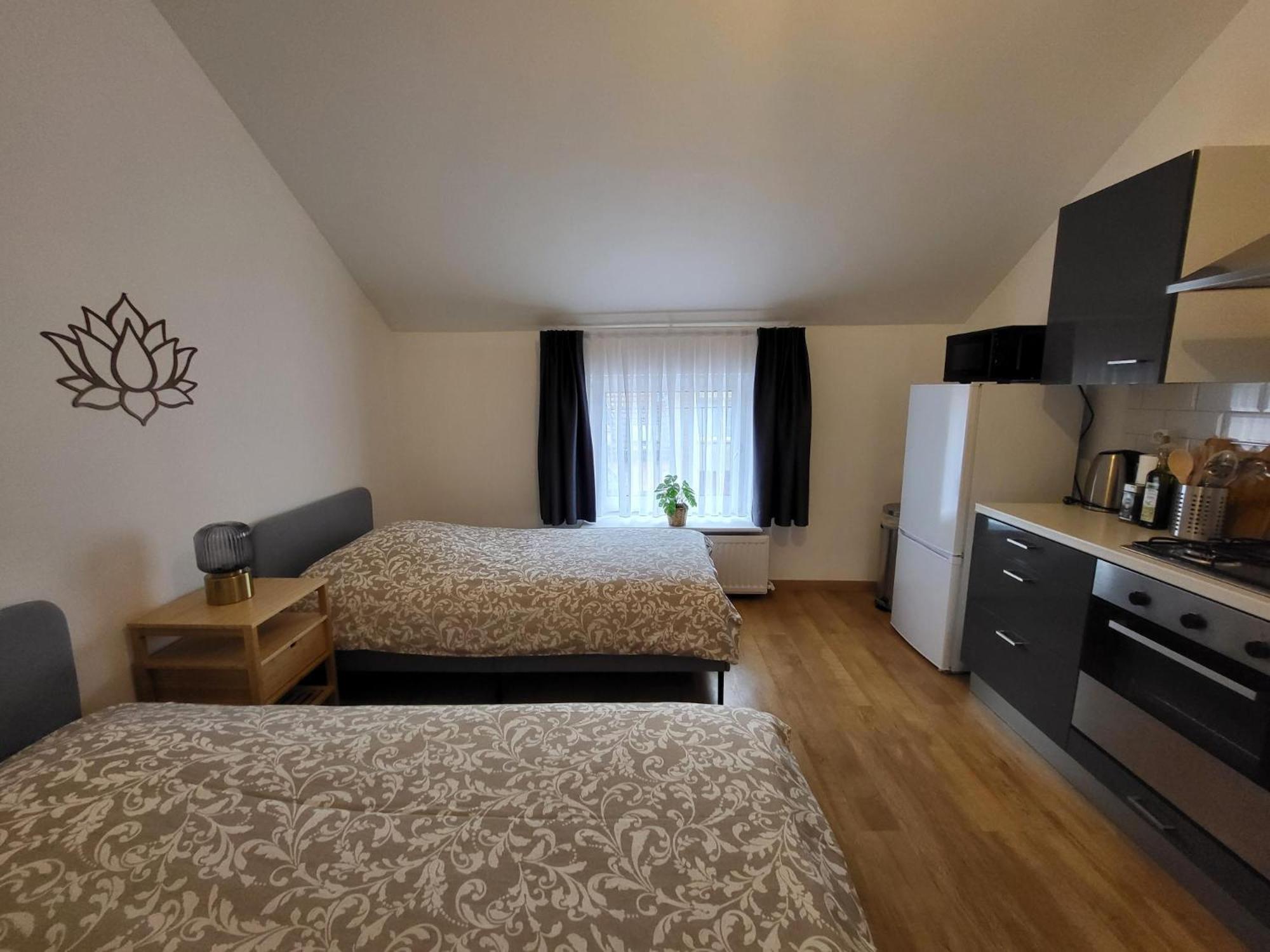 Studios idéalement situés - EU
