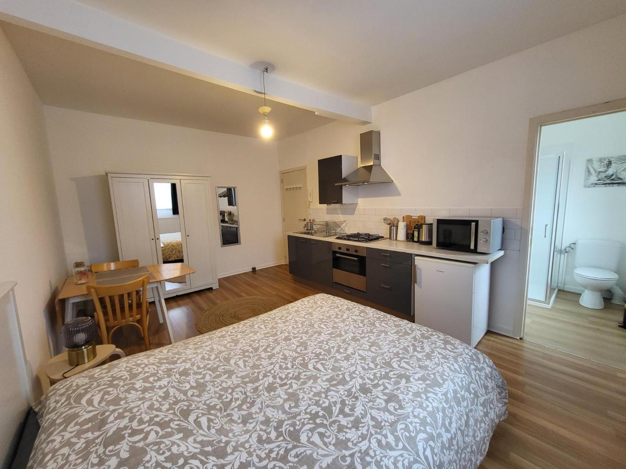Studios idéalement situés - EU
