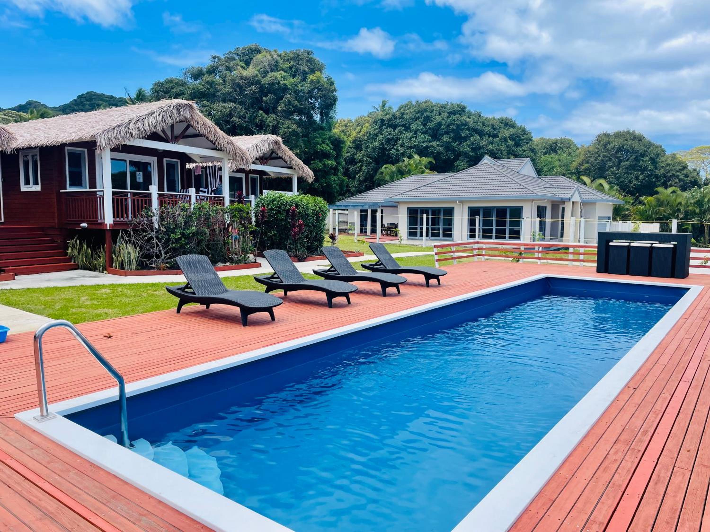 Red Hibiscus Villas view 2