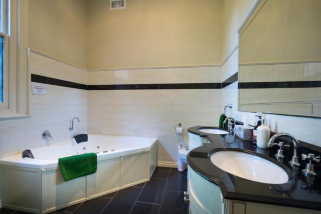 The Eaglehawk Country House Hotel - Rent your own Hotel