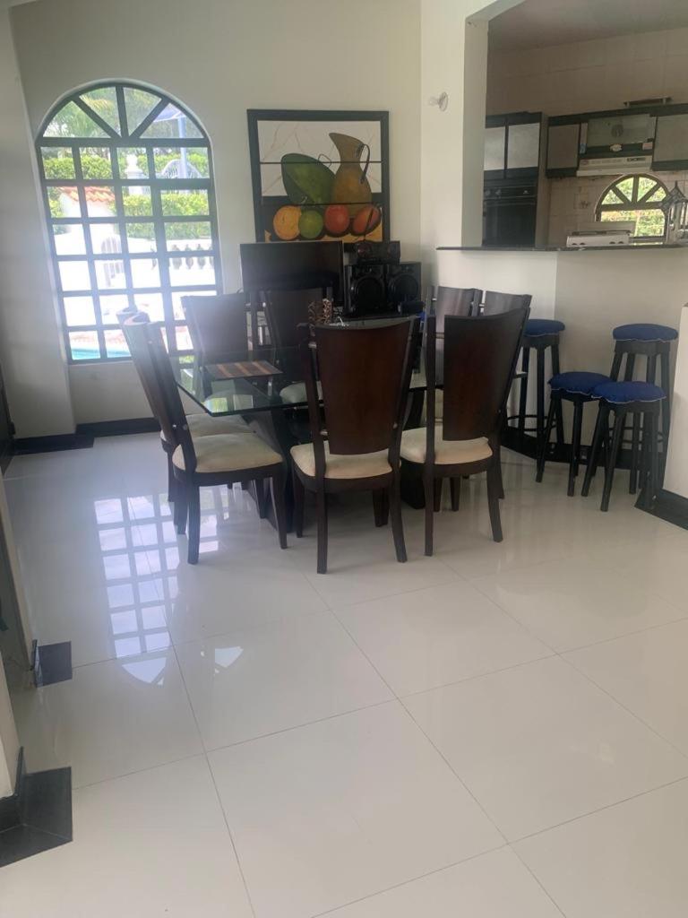 Casa campestre Hacienda estancia, en Melgar con piscina privada