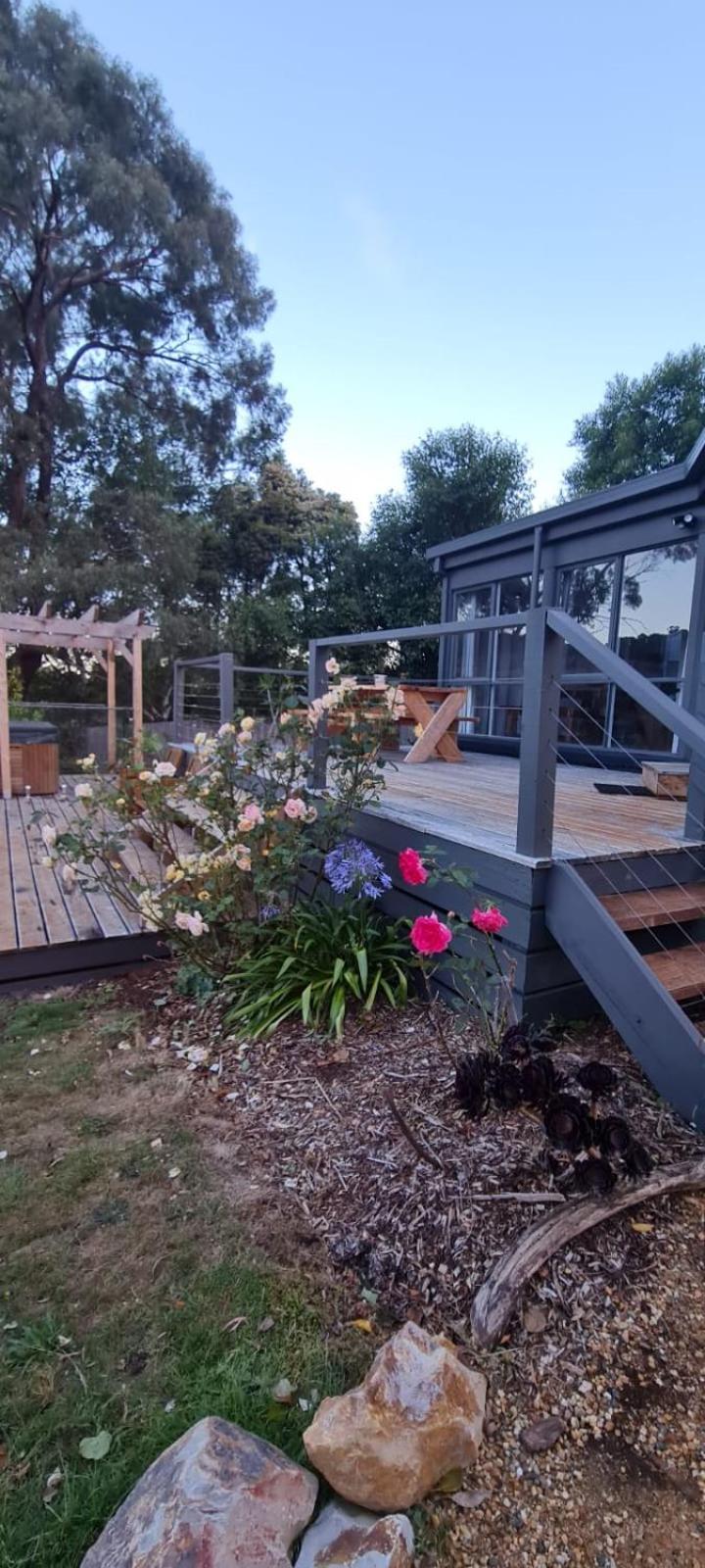 Wally's Edge 20acre Farm Stay