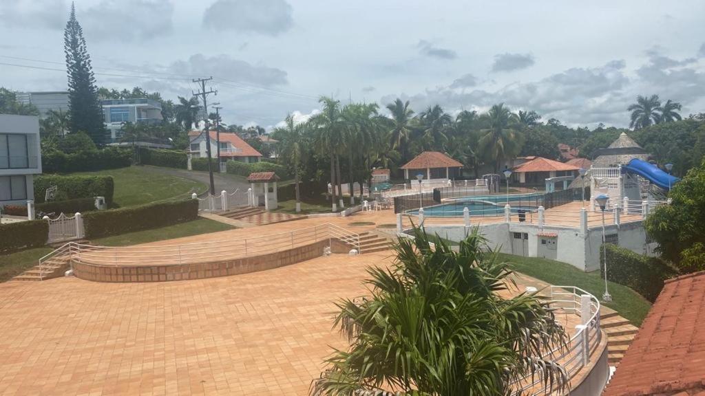 Casa campestre Hacienda estancia, en Melgar con piscina privada