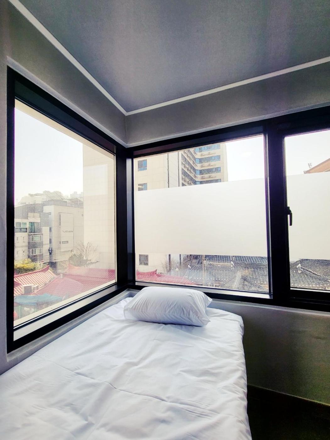 JM Stay view 3