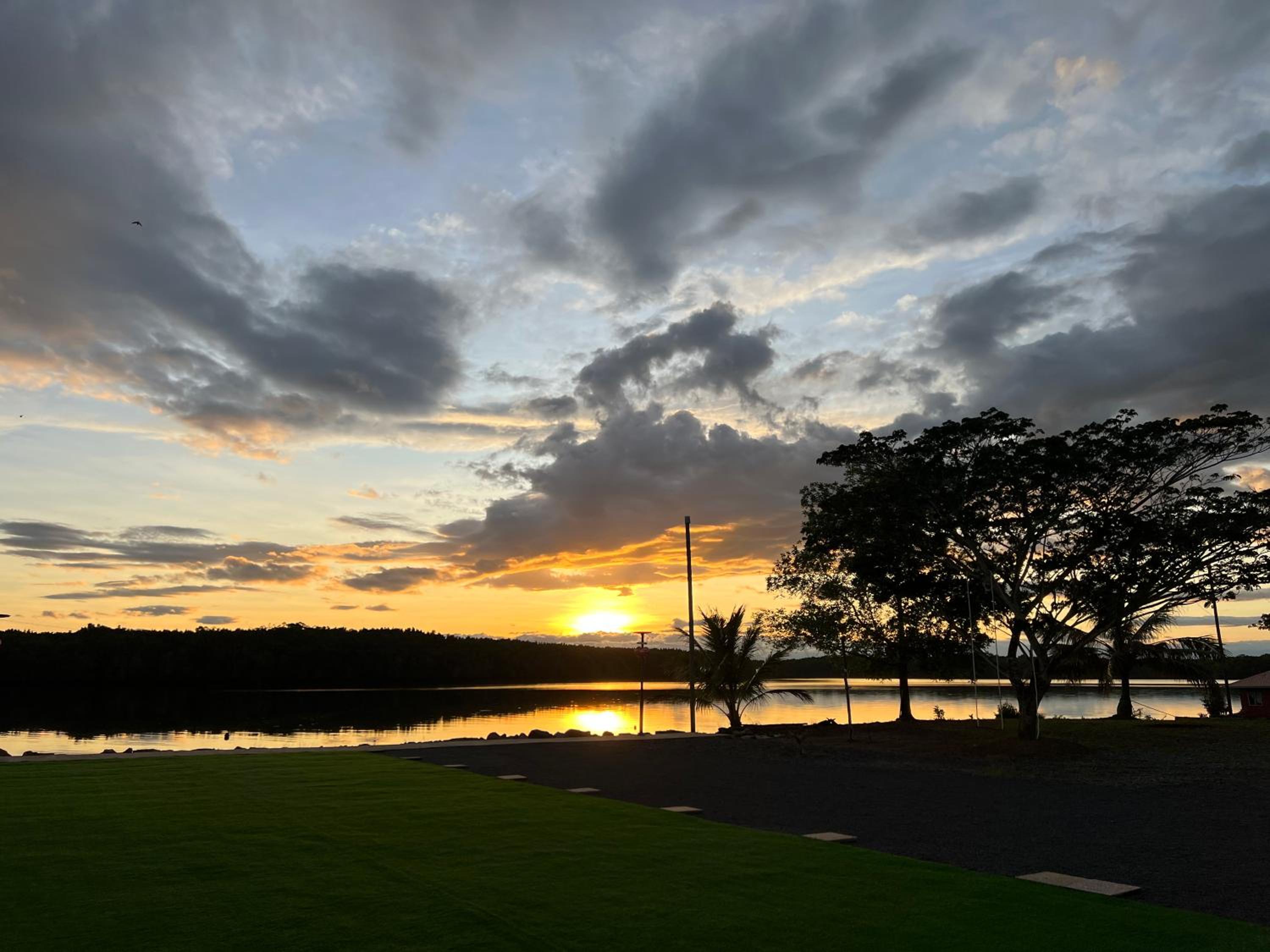 TANJUNG GROVE VILLAS