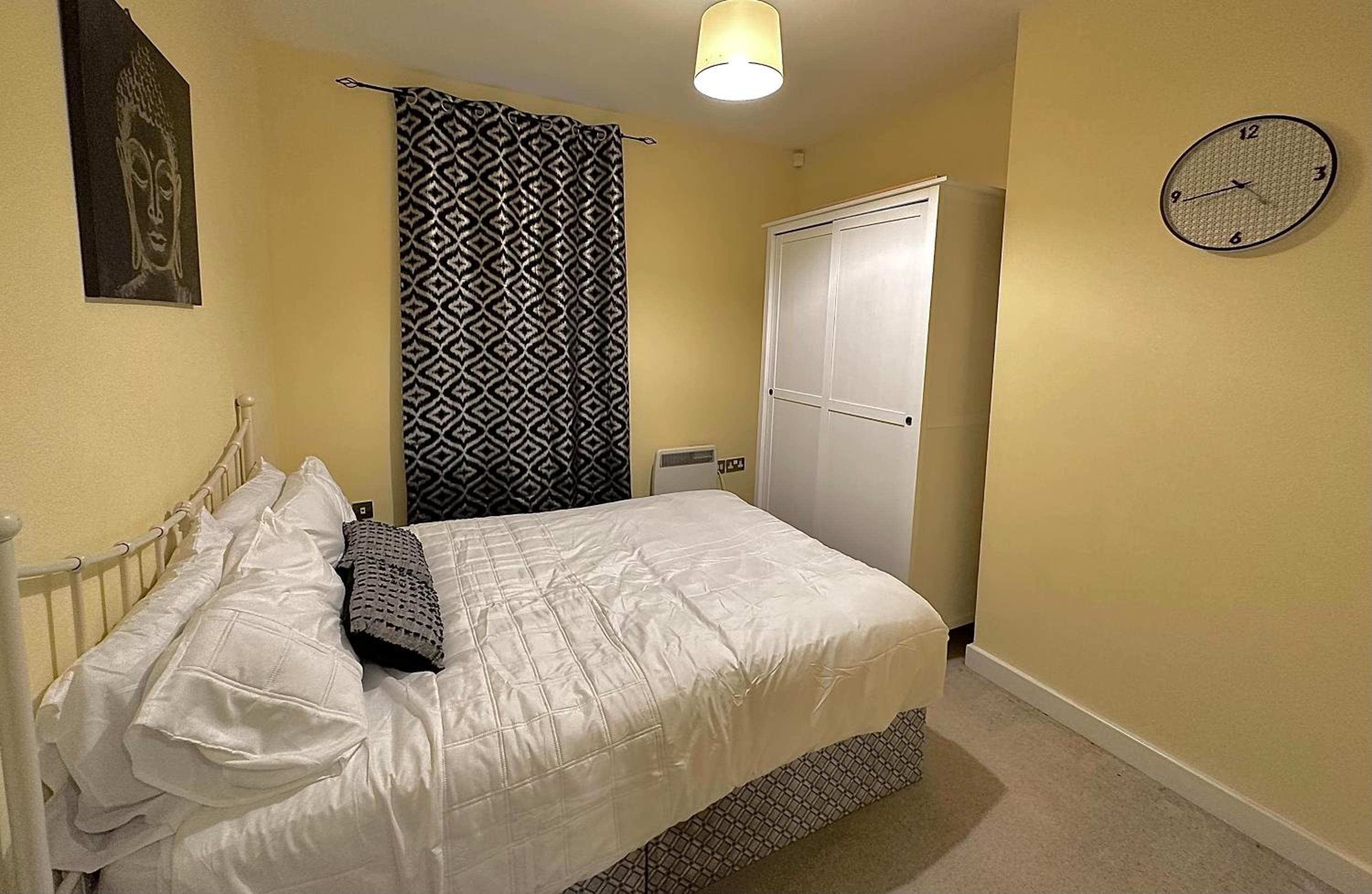 Two bedroom flat in Darlington view 3