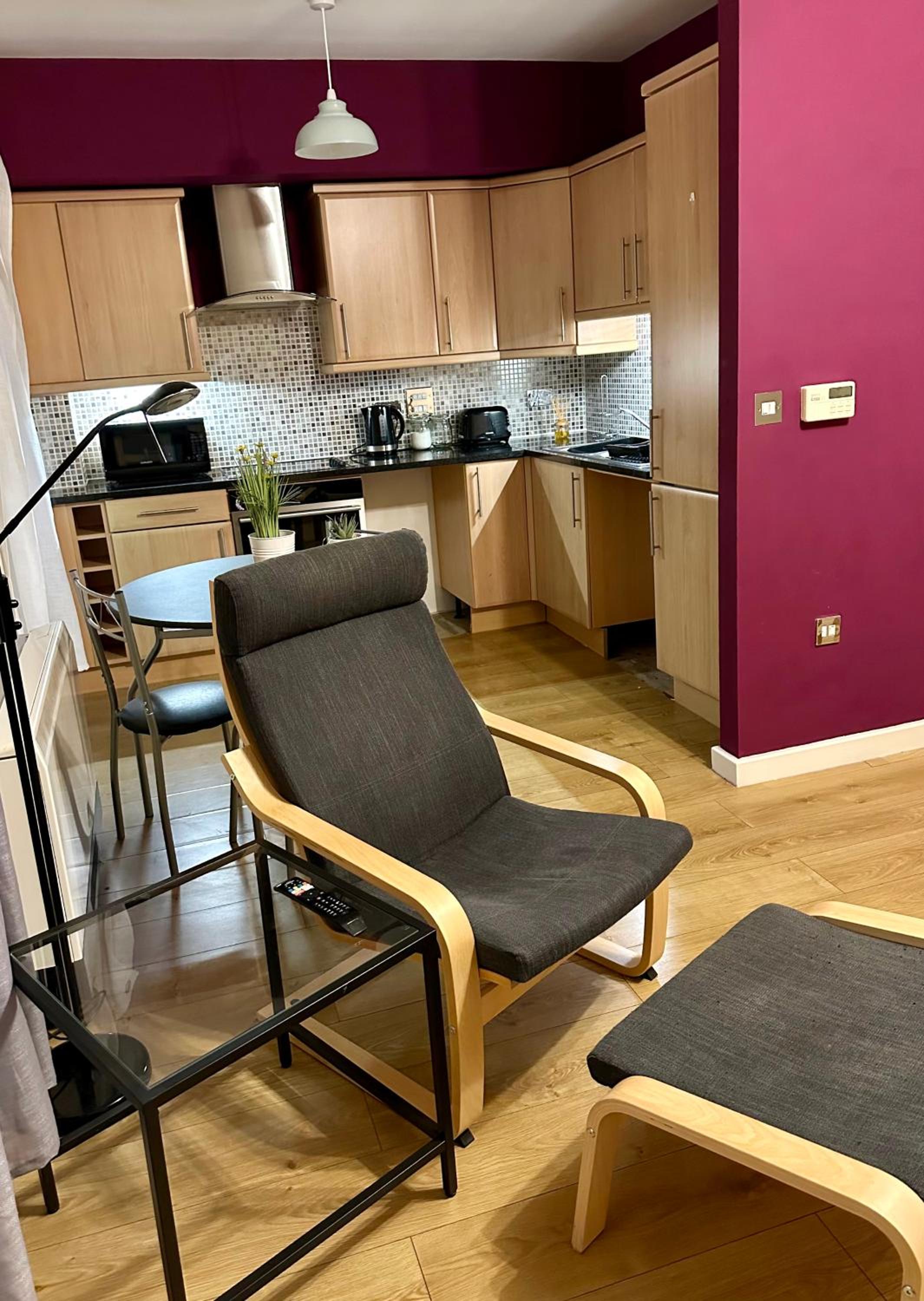 Two bedroom flat in Darlington view 5