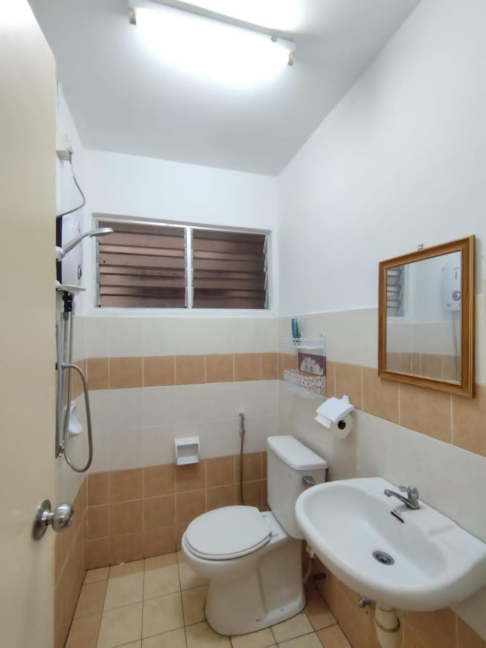 Ainis Guest House @ Sunway Alphine Village (Lost World of Tambun)
