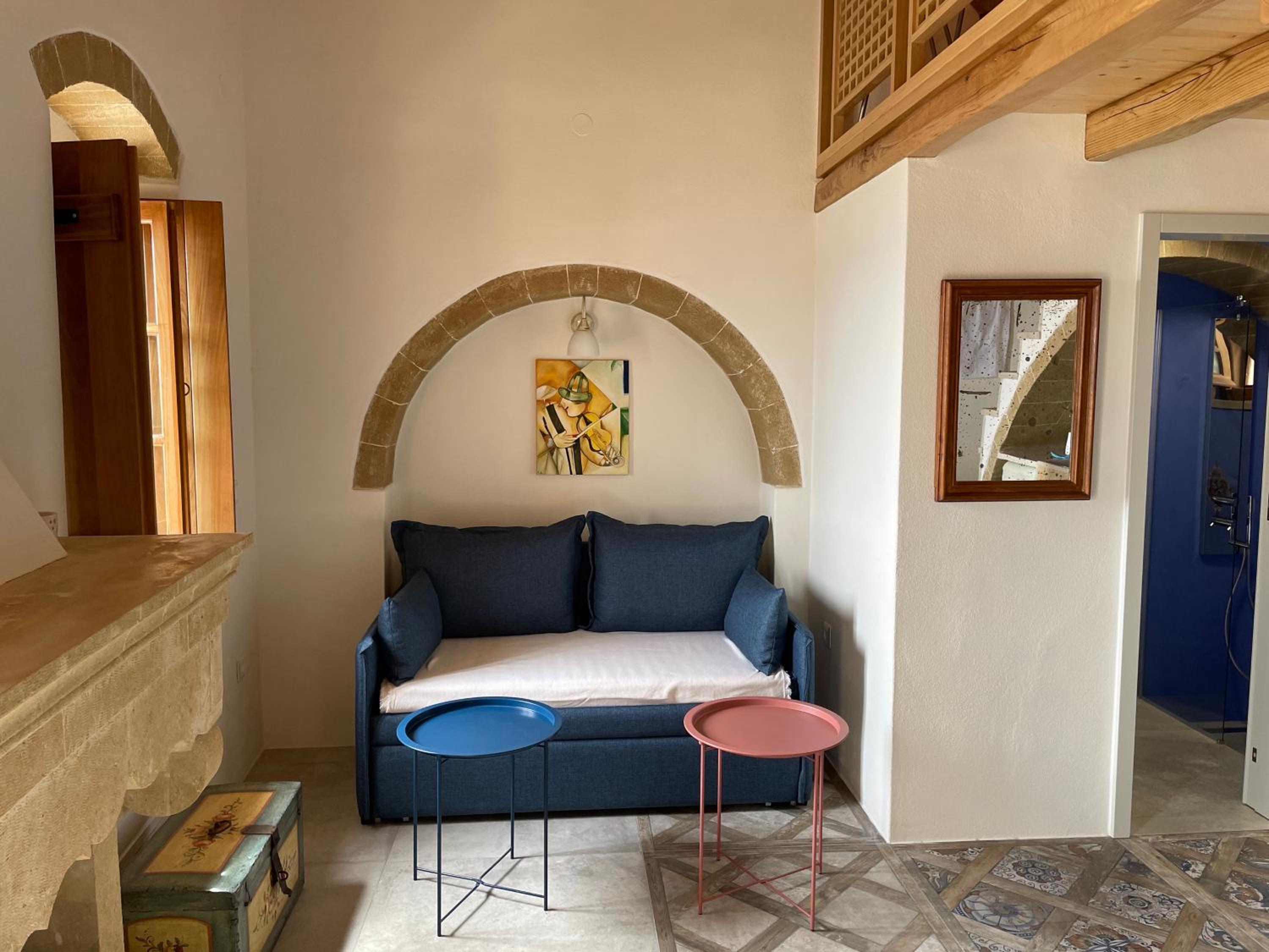 MONOVASIA SUITES Anopolis