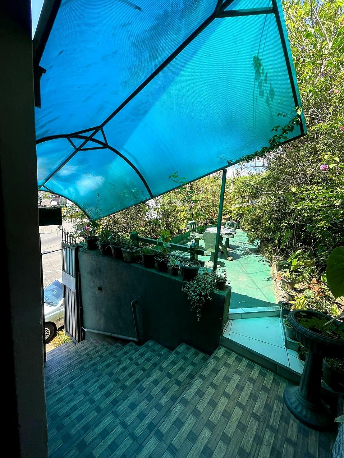 Lakshan View Resort
