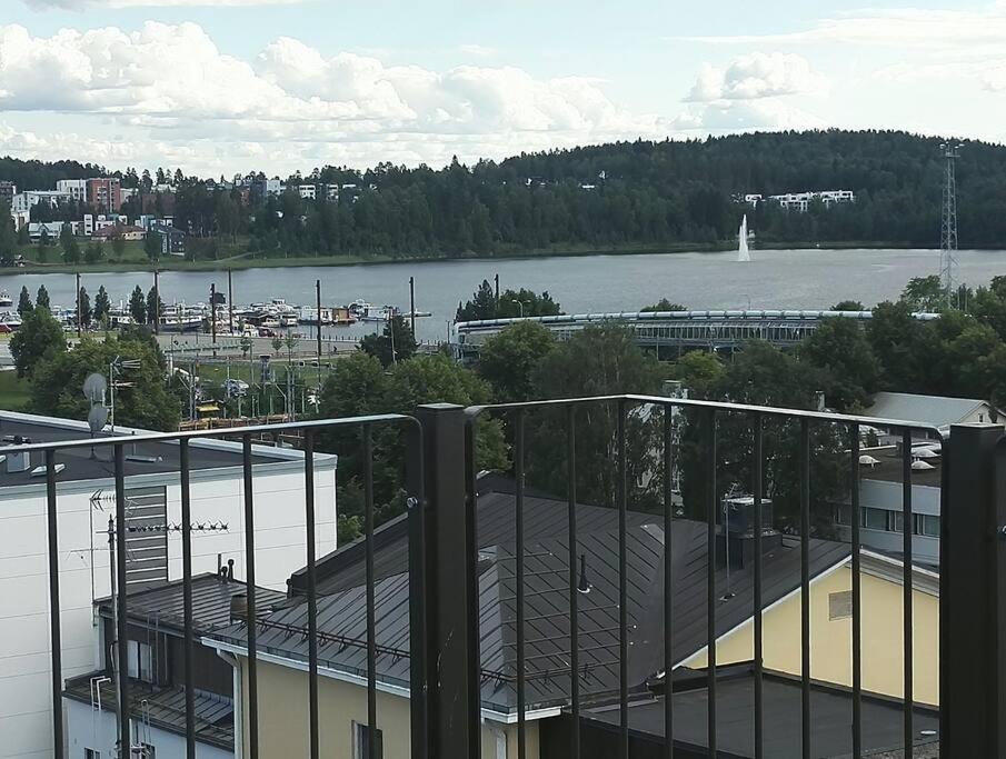 Moderni avara yksiö Jyväskylän ydinkeskustassa