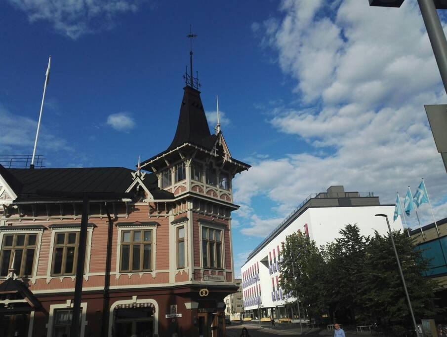 Moderni avara yksiö Jyväskylän ydinkeskustassa