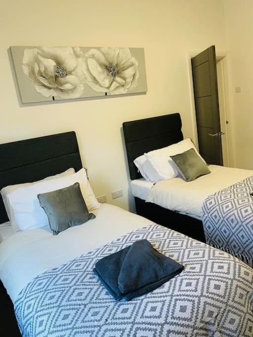 Luxury home in Anfield view 4