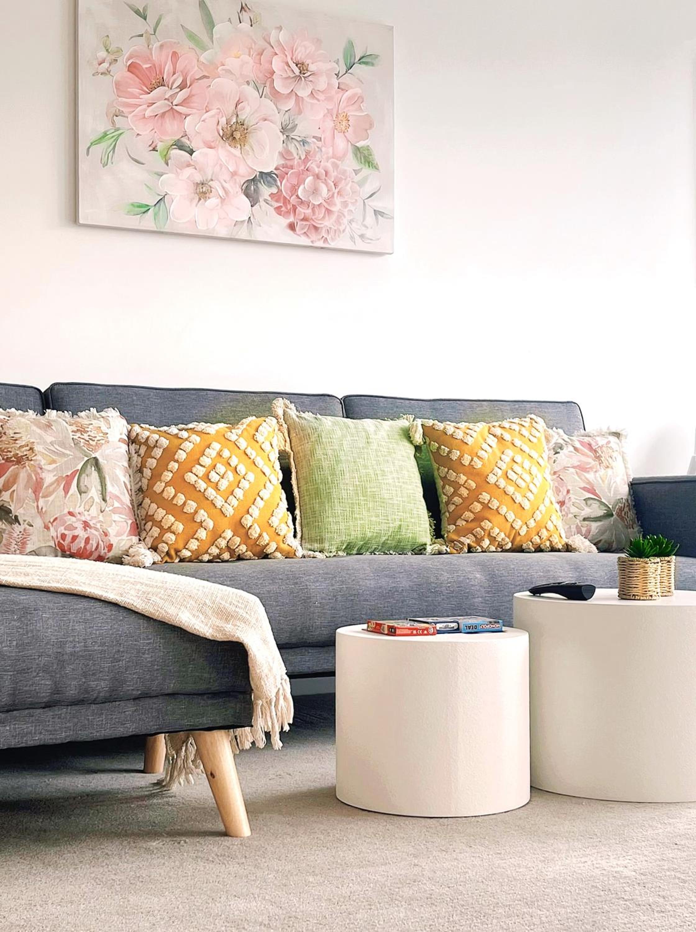 Prima Tower Apartment Face to Crown by GoodLive