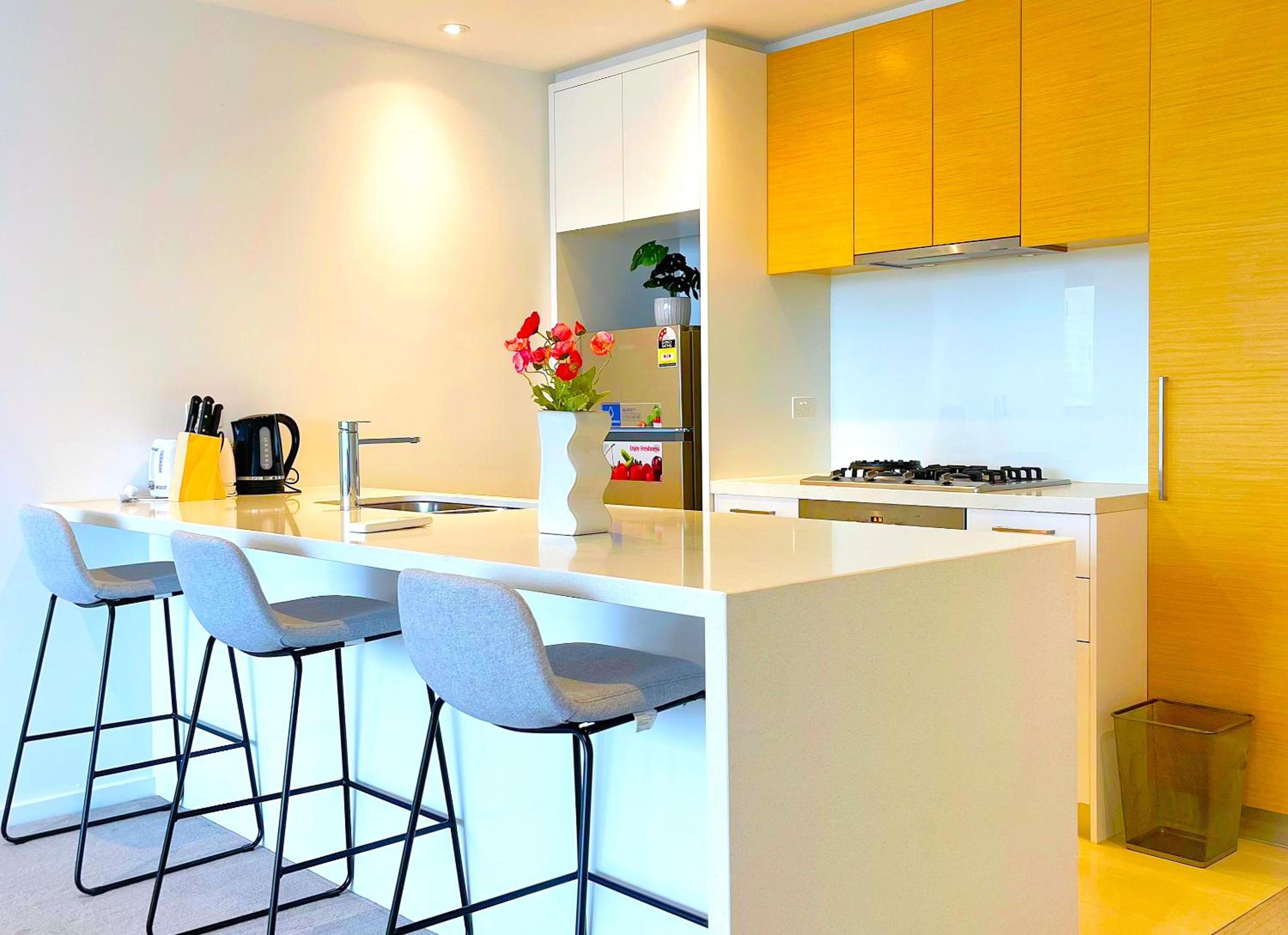 Prima Tower Apartment Face to Crown by GoodLive